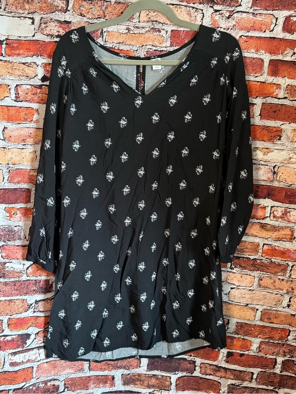 Old Navy Black Floral V-Neck Tunic